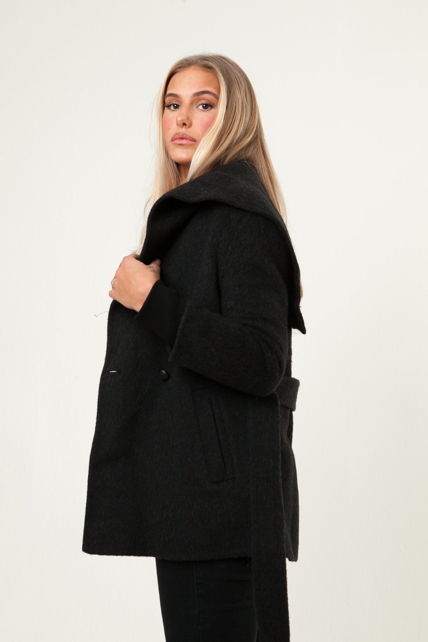 Shawl Collar Cashmere Coat - Black